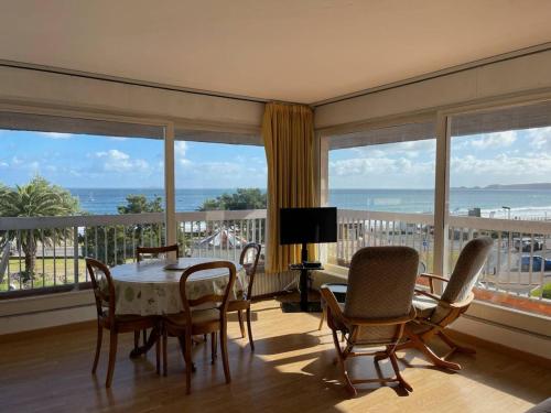 Appartement avec terrasse, parking, plage de Trestraou à Perros-Guirec - FR-1-368-350