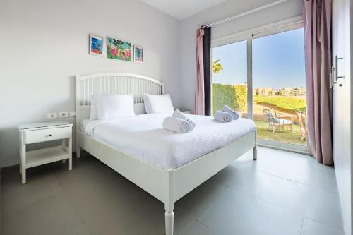 The 2BDR Warmhearted Waterside Apt, Hurghada