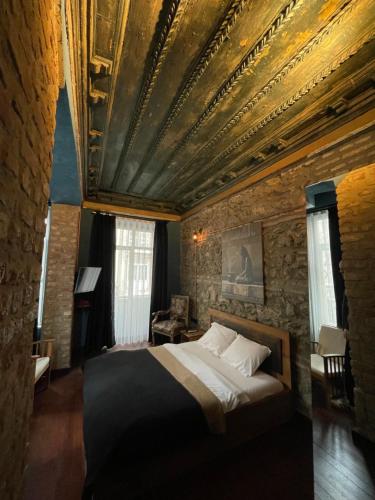 Reu de Hotel, Istanbul