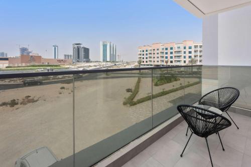 Silkhaus spacious studio in Art Gardens with gym & pool access - main image