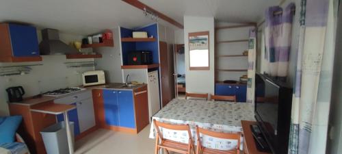 La Cabane de Léon et Emilio La Cabane de Léon et Emilio