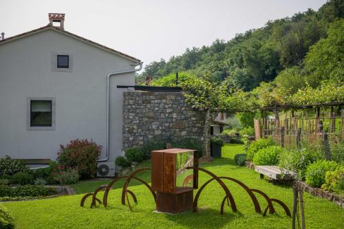 House Artes - image 6
