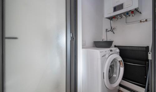 Central One bedroom apartment You Stylish Apartments - image 3