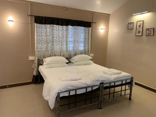 Akshay villa at Amboli Hill station in Amboli