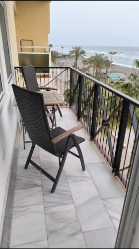 Apartamento tres habitaciones primera línea de playa 4