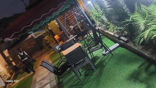 花園, Hotel Padelia Airport Road in 拉各斯