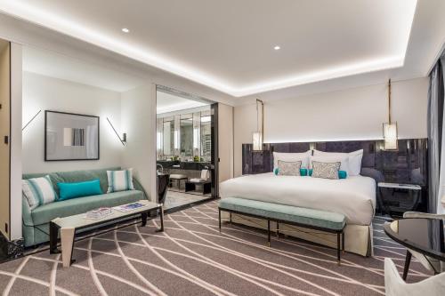 1 double bed, 1 sofa bed