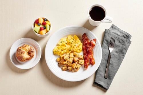 Holiday Inn South Kingstown-Newport Area an IHG Hotel - image 32