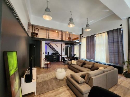 Madgic Loft in Epinal Town Center
