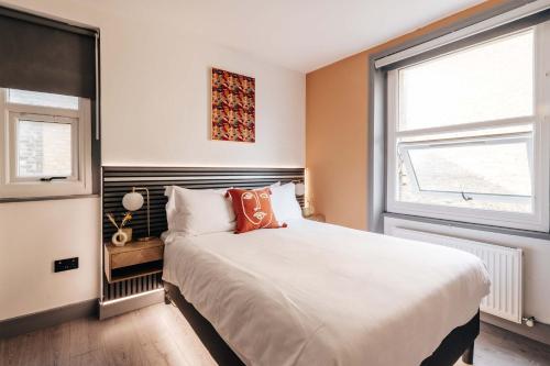 Modern and spacious duplex in Earls Court - image 13
