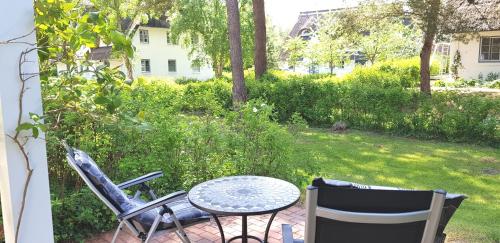 Balcony/terrace, Achtern Diek Haus 6 Wohnung 1 in Zingst