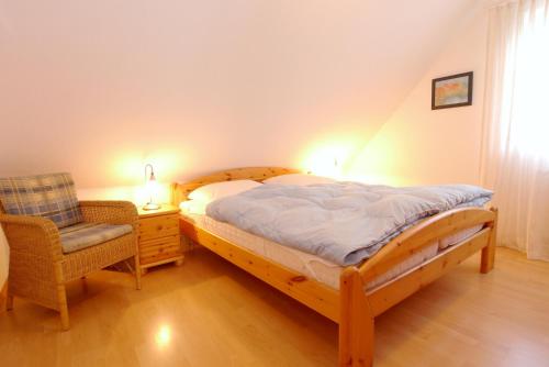Hoppenberg 7 Wohnung DG links in Zingst, Deutschland