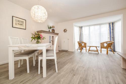 Störtebekerstrasse 10b Wohnung 2 in Zingst, Deutschland