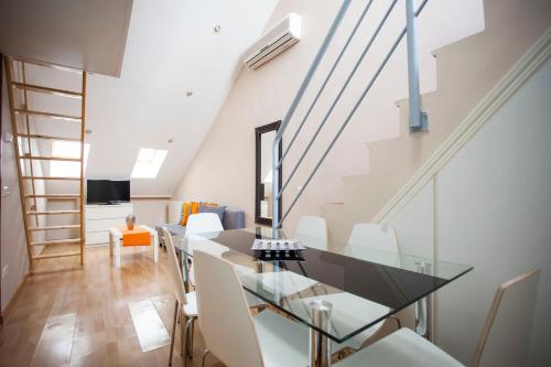 Fuencarral Apartments - image 4