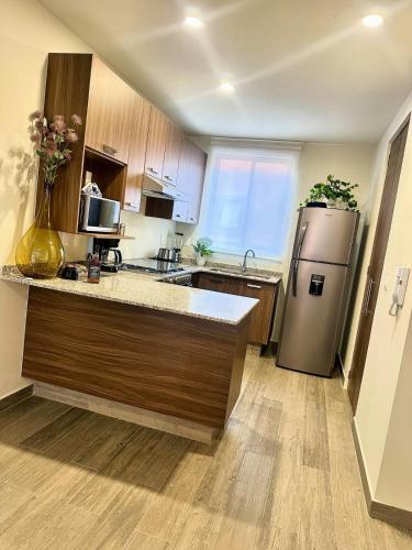 EL Colibrí (EL Colibri) in โอลิมโป