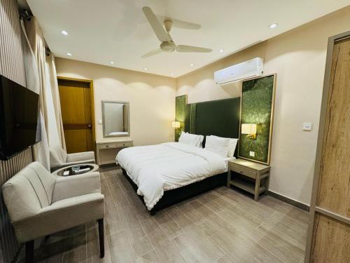 Superior Single Room room in Shelton Legacy Peshawar