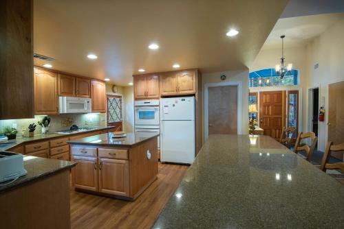 The Terry Cabin in Wawona (CA)