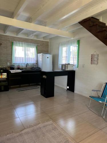 ห้องครัว, Chalé com Vista Deslumbrante da Natureza - 03 (Chale com Vista Deslumbrante da Natureza - 03) in ริโอ ตาวาเรส