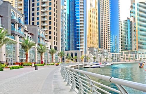 Lovely Bright Studio Steps to JBR! Upgraded, Дубай (фото 9)