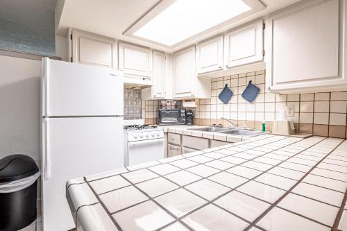 The Classic Desert Aire Hotel in الاموجوردو