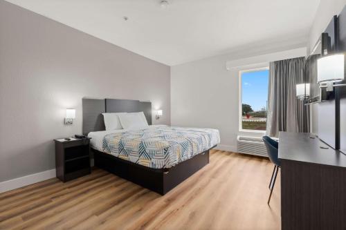 Motel 6-Rosenberg TX - image 7