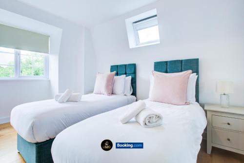 Stylish 2 Bedroom Flat By LS2G Short Lets & Serviced Accommodation Greater London With Balcony And Easy Central Access, London (photo 3)