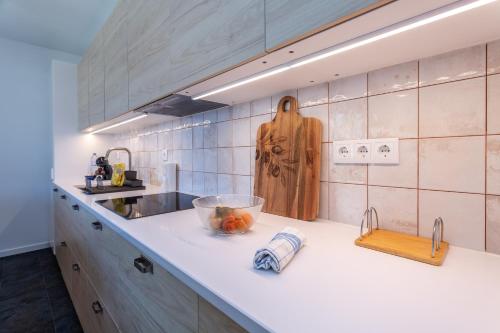 ห้องครัว, BeGuest Cascais Blue Family Home in อัลวิเด
