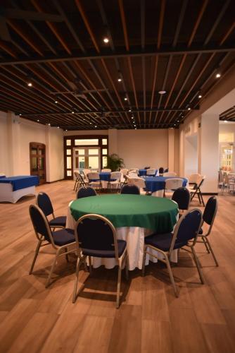 Hotel Mirador Plaza - image 2