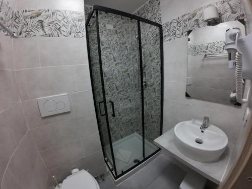 KayDee Guest House - image 12