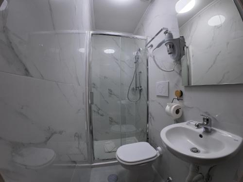 KayDee Guest House - main image