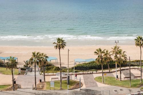 Almera Hotel in Bat Yam