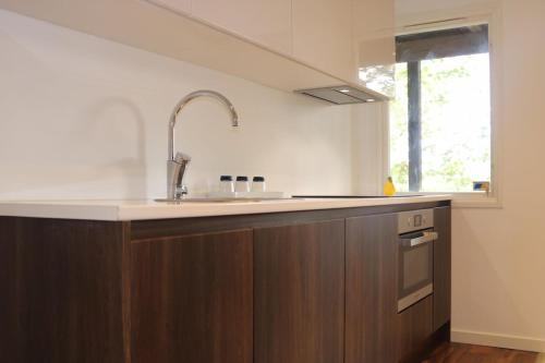 New apartment, parking, close to city and nature, Stockholm (photo 7)