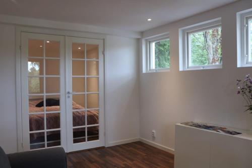 New apartment, parking, close to city and nature, Stockholm (photo 9)