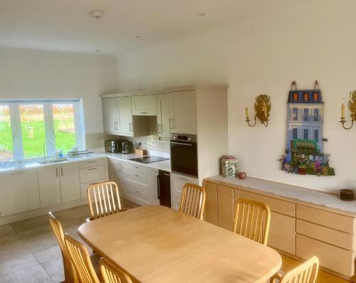North Farm fits 1-6 people in Sawston