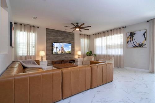 9012 FlowRider Surf Clubhouse Magical Home with game room inside detail