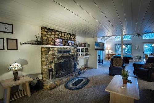 The Last Resort in Wawona (CA)