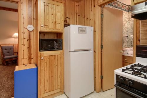 Edna's Hearts Desire in Wawona (CA)