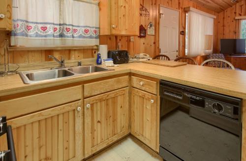 Edna's Hearts Desire in Wawona (CA)
