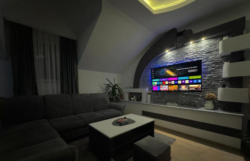 Sobe & apartmani " Ljupče " (Sobe & apartmani " Ljupce ") in โยซานิชกา บาเนีย
