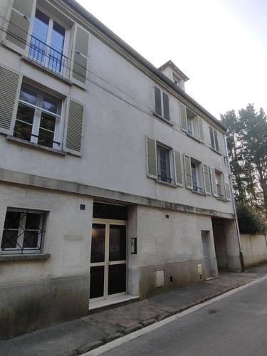 ทัศนียภาพภายนอกโรงแรม, La Crécynette - near Disneyland and Parrot World (La Crecynette - near Disneyland and Parrot World) in เครซี-ลา-ชาเปล