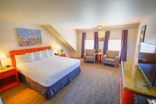 Royal Copenhagen Inn in โซลแวง (CA)