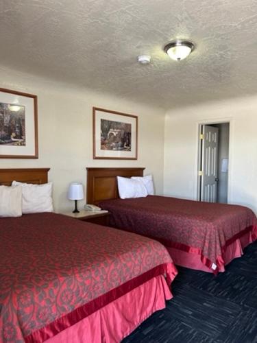 Travelodge by Wyndham Gallup – Gallup, NM