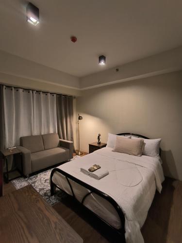 The Serena Suite, Манила
