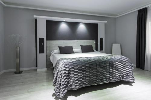 Hostal Overnight Madrid - image 11