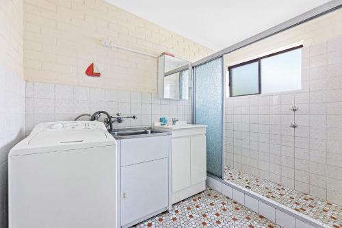 Apollo Unit 23 First Floor, Narooma (photo 9)