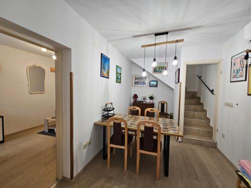 บริการและสิ่งอำนวยความสะดวก, Family friendly house with a swimming pool Ljutici, Krk - 23686 in ยูติซี