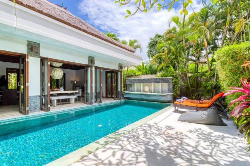 Three-Bedroom Villa image 7