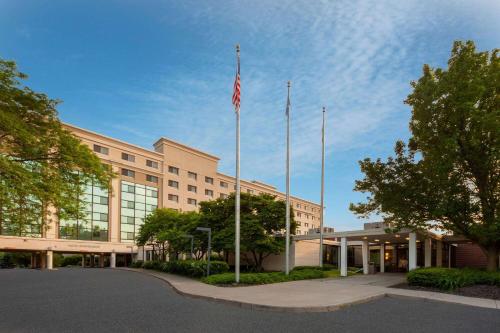 Randolph Hotel Liverpool Syracuse Airport West, Trademark