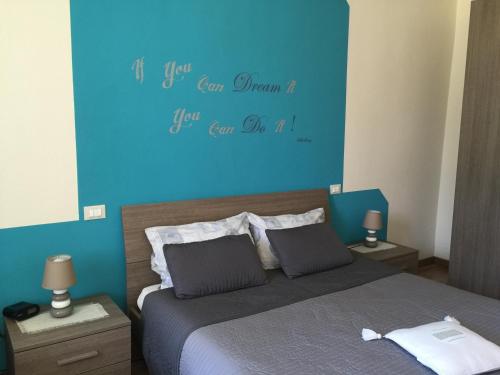 Double Room with Private Bathroom image 7