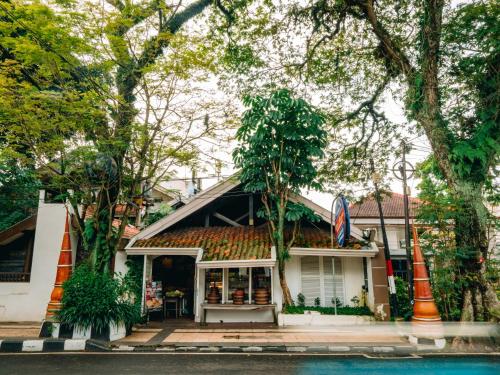 Shops, Hotel Tugu Malang in Malang